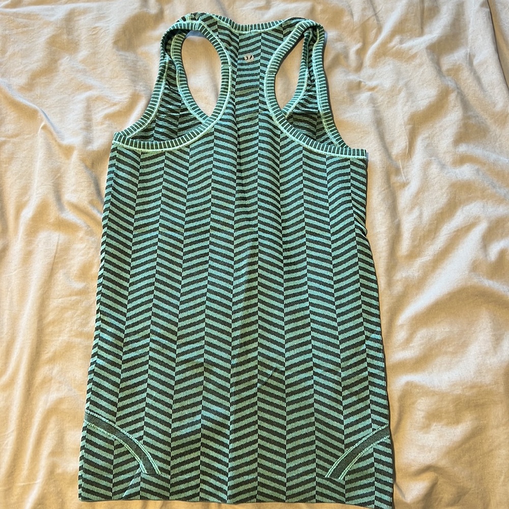Women’s Lululemon, Size 2, Run: Swiftly Tech Race… - image 2